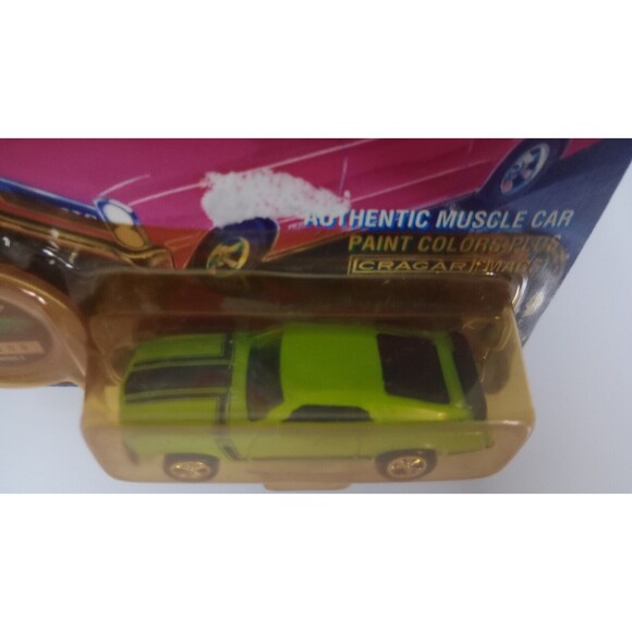 Johnny Lightning Muscle Cars U.S.A. 1970 Boss 302 1:64 Diecast Damaged Card - Picture 4 of 7